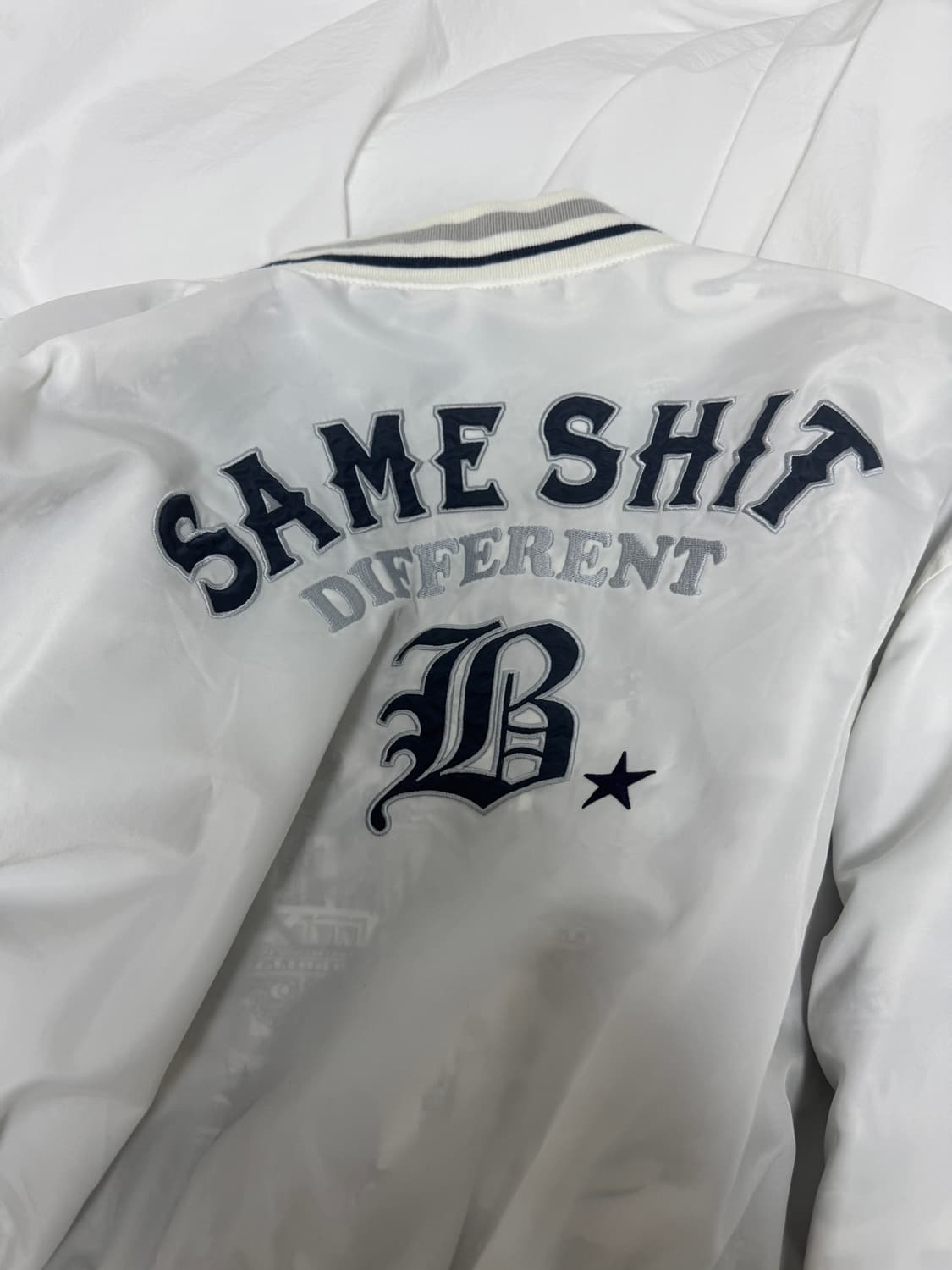 배디 바시티 자켓 Baseball Jacket White M 상품이미지10