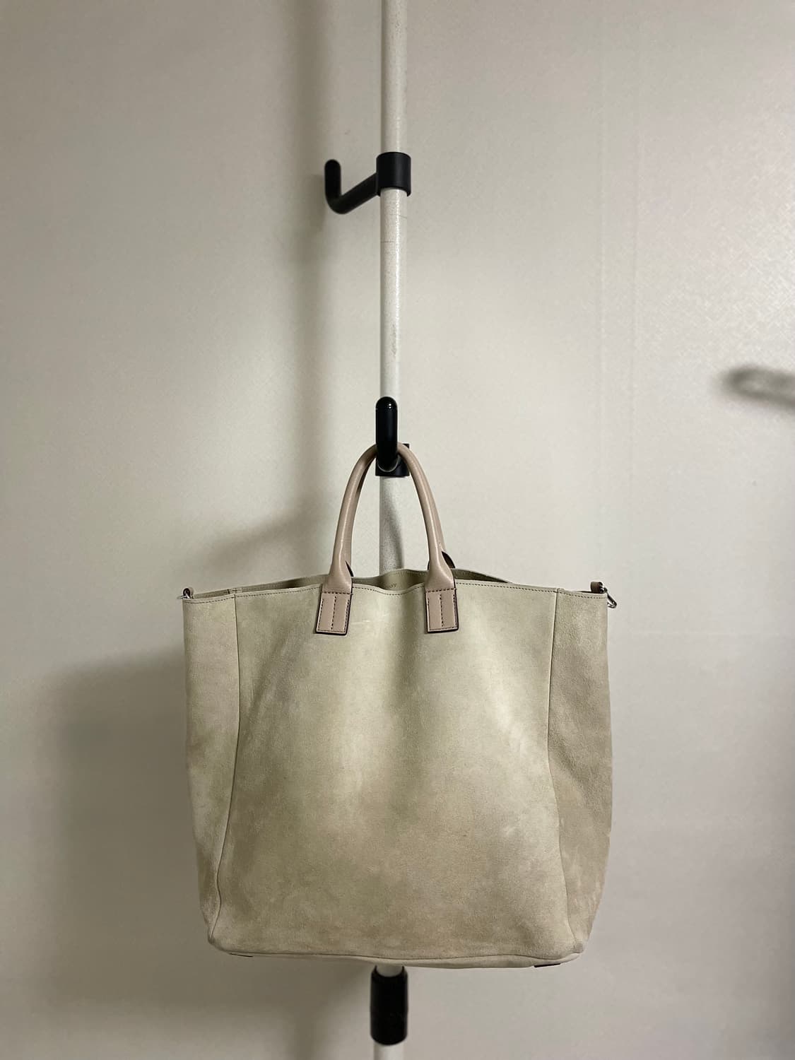 띠어리 스웨이드 토트백 쇼퍼백 상품이미지3