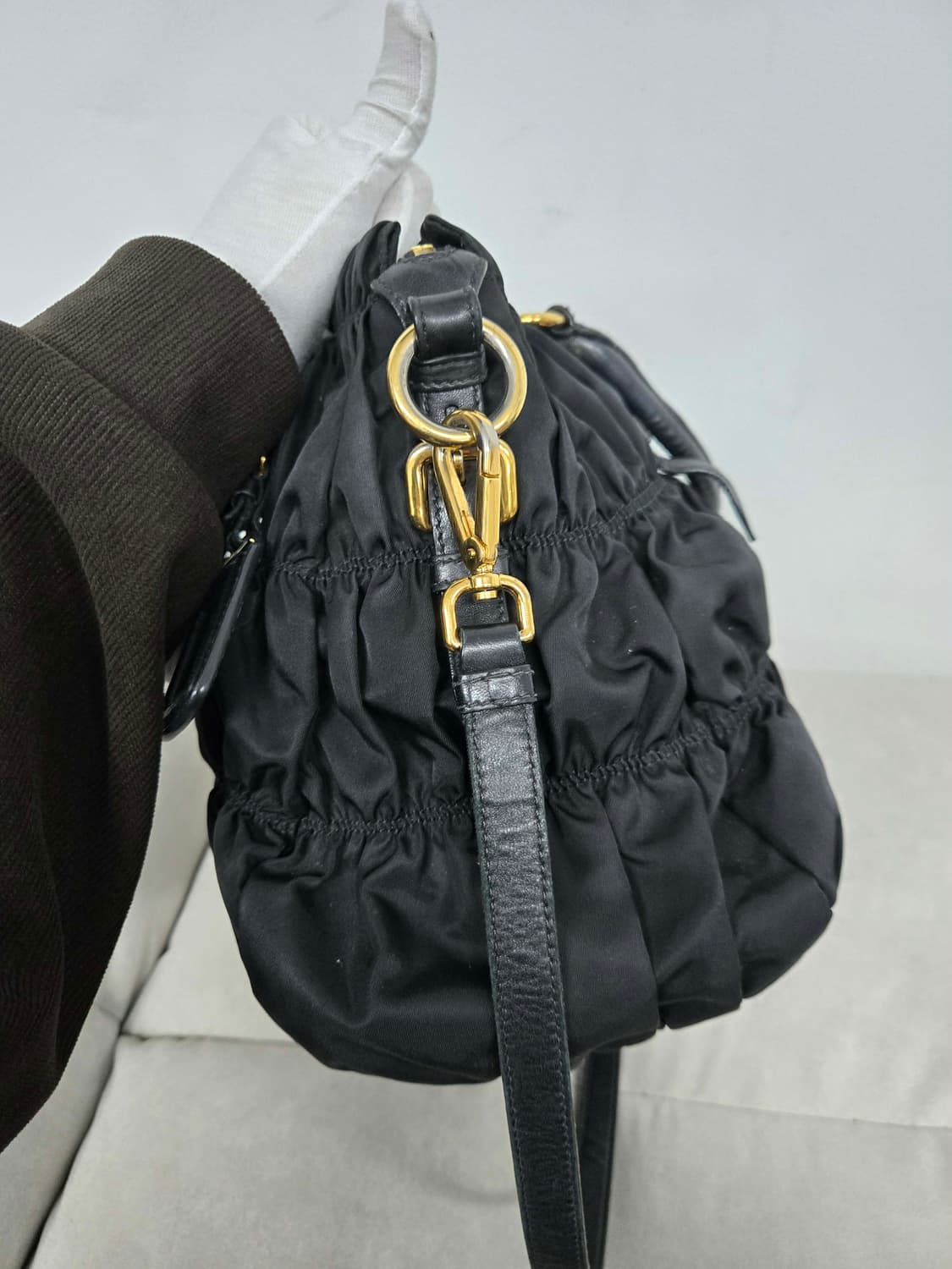 [보증서 정품] 프라다 고프레 숄더백 상품이미지1