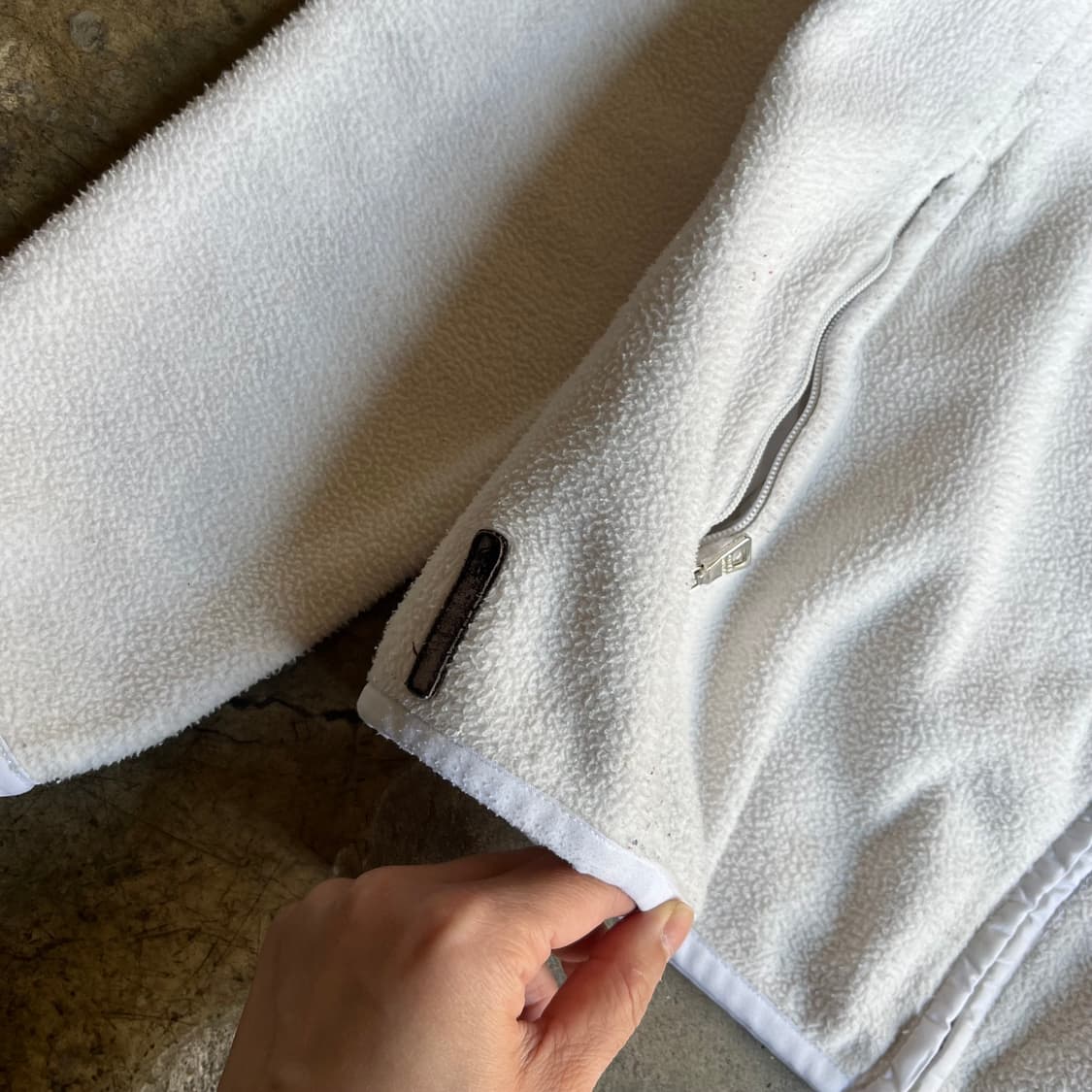 프라다 레드라인 화이트 플리스 자켓 상품이미지5