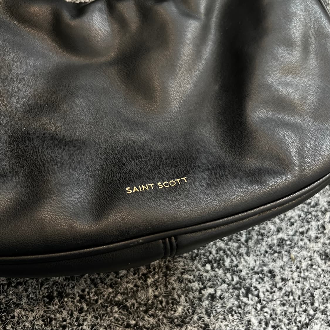 saint scott 세인트스코트 레더 숄더백 상품이미지4
