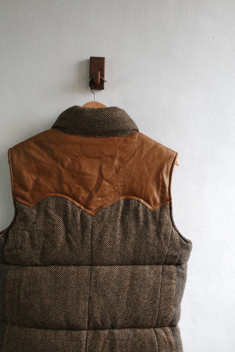 해리스 트위드 다운 베스트 상품이미지6