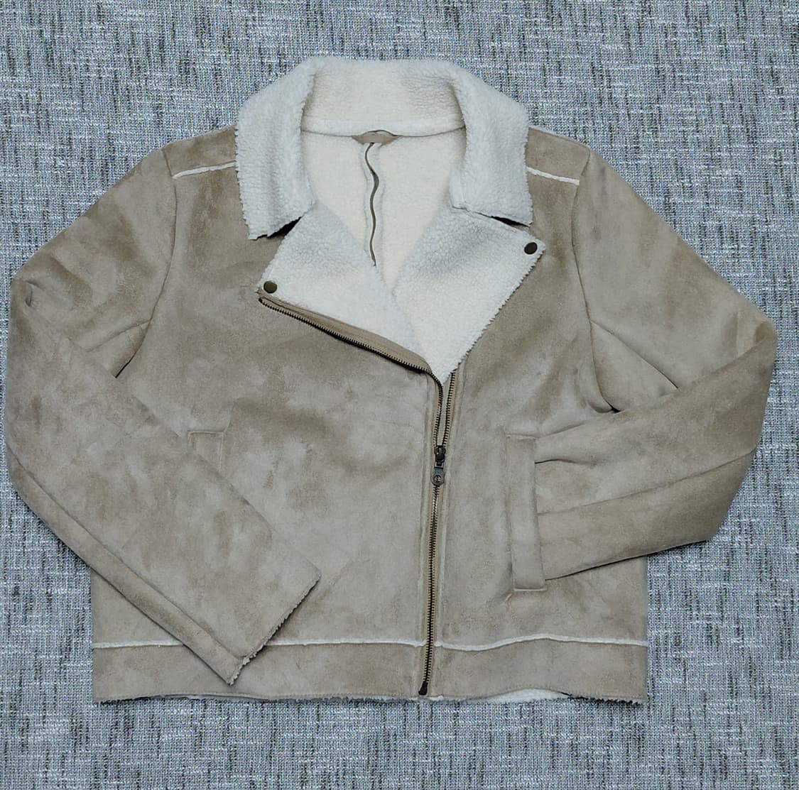 GU 여성 무스탕 자켓 L 상품이미지1