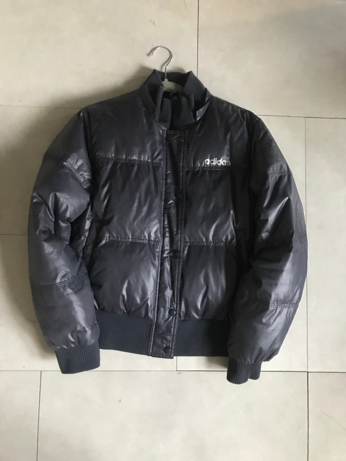 아디다스 딥차콜 패딩 상품이미지8