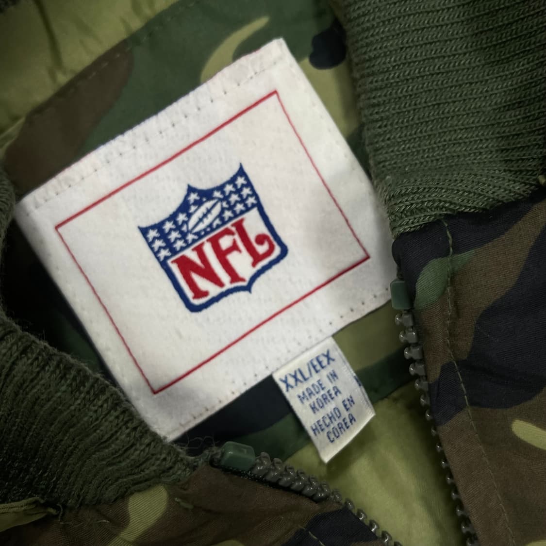 NFL 라스베이거스 레이더스 카모 봄버 자켓 상품이미지3