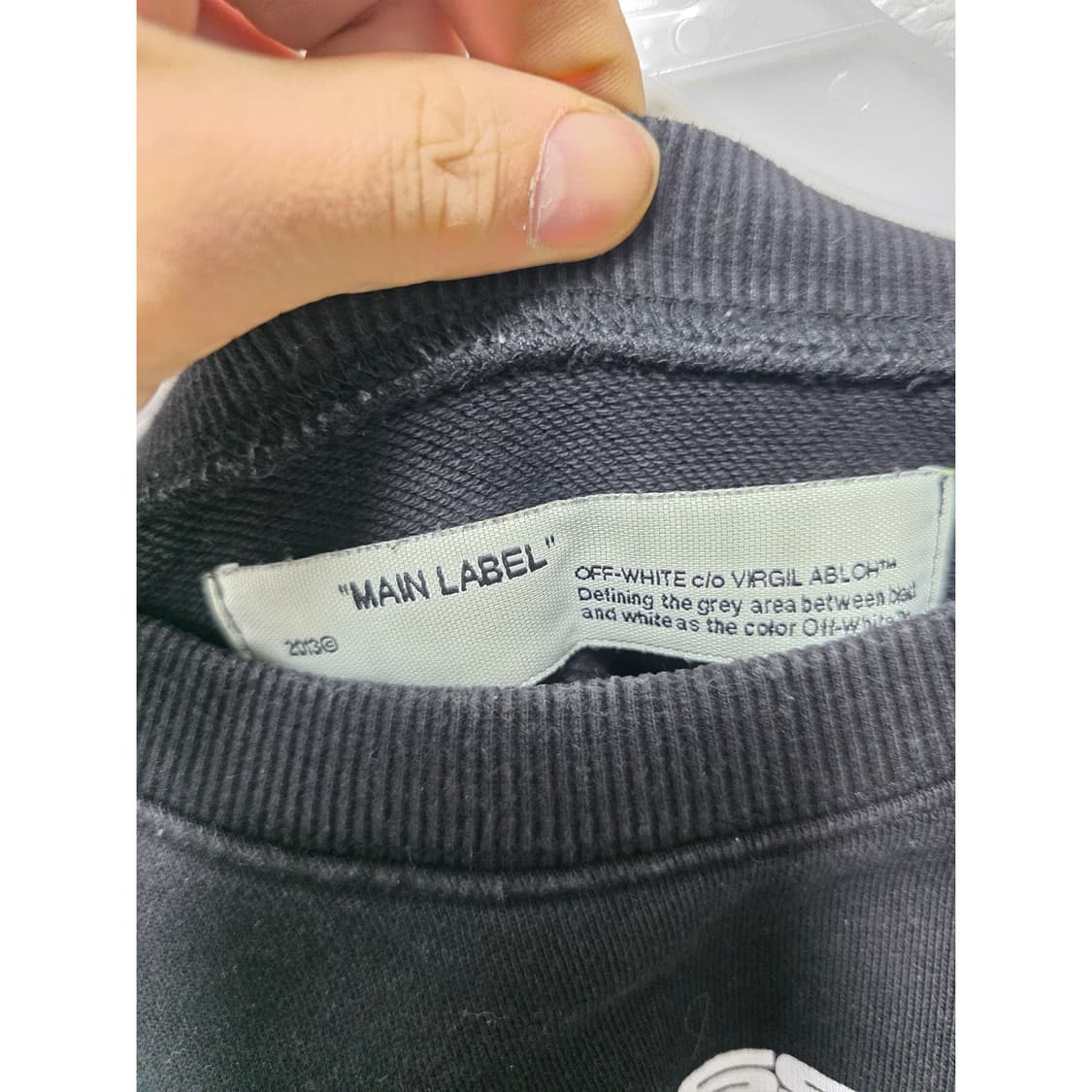 오프화이트 카라바조 맨투맨 블랙 XL 상품이미지2