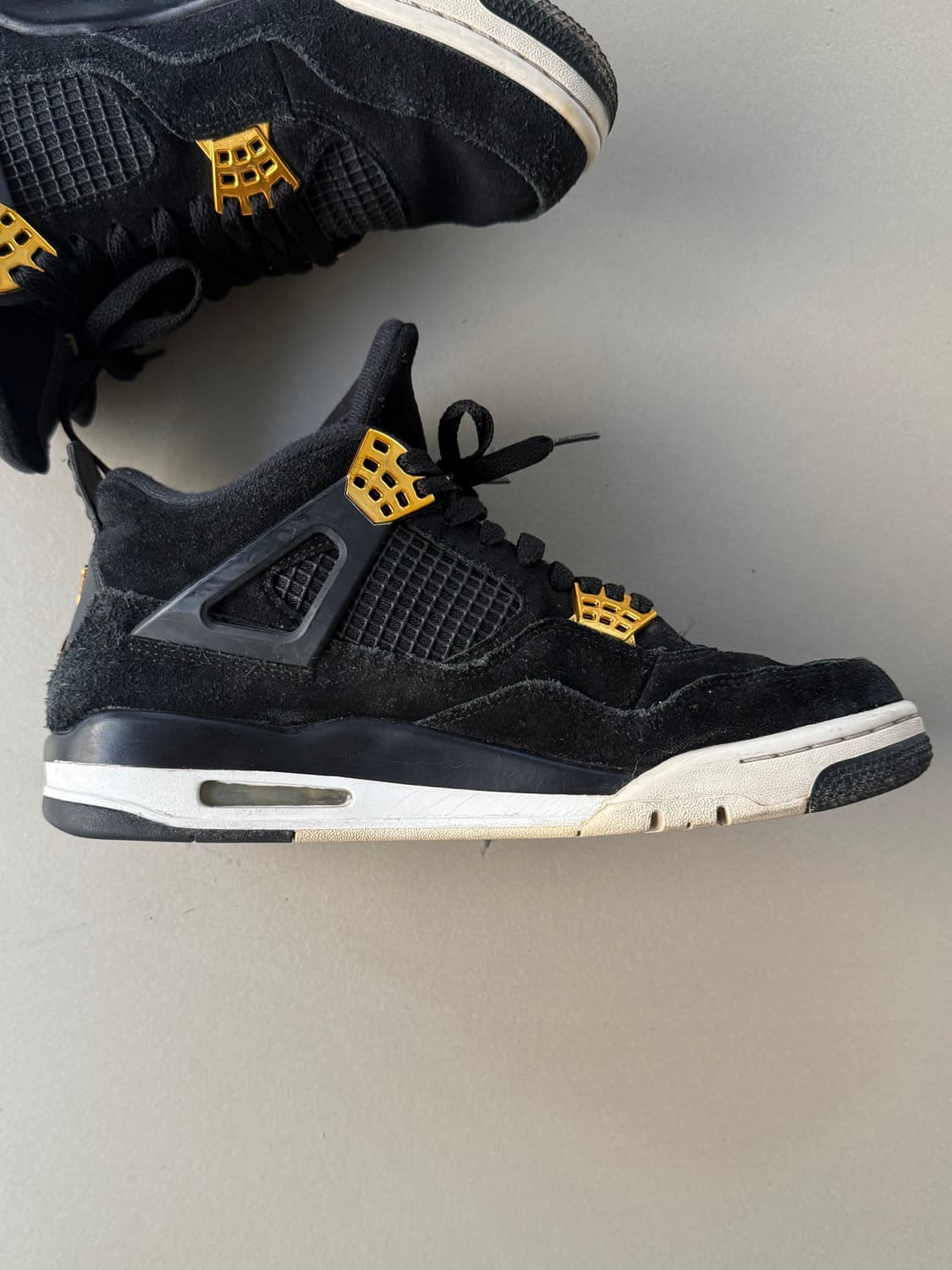 Air Jordan 4 Retro “Royalty” 상품이미지2