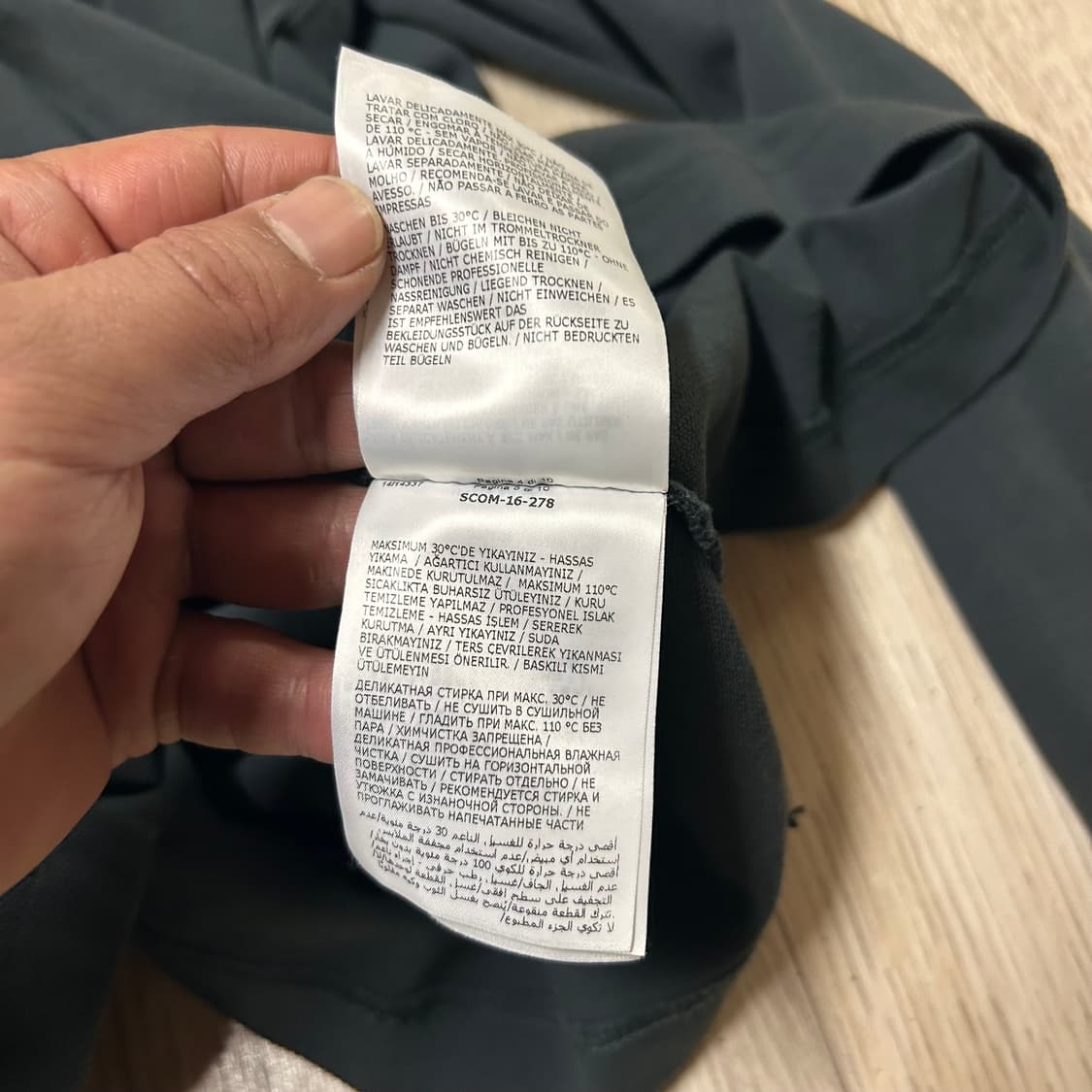 몽클레어 정품 긴팔 카라티 100-105 상품이미지6