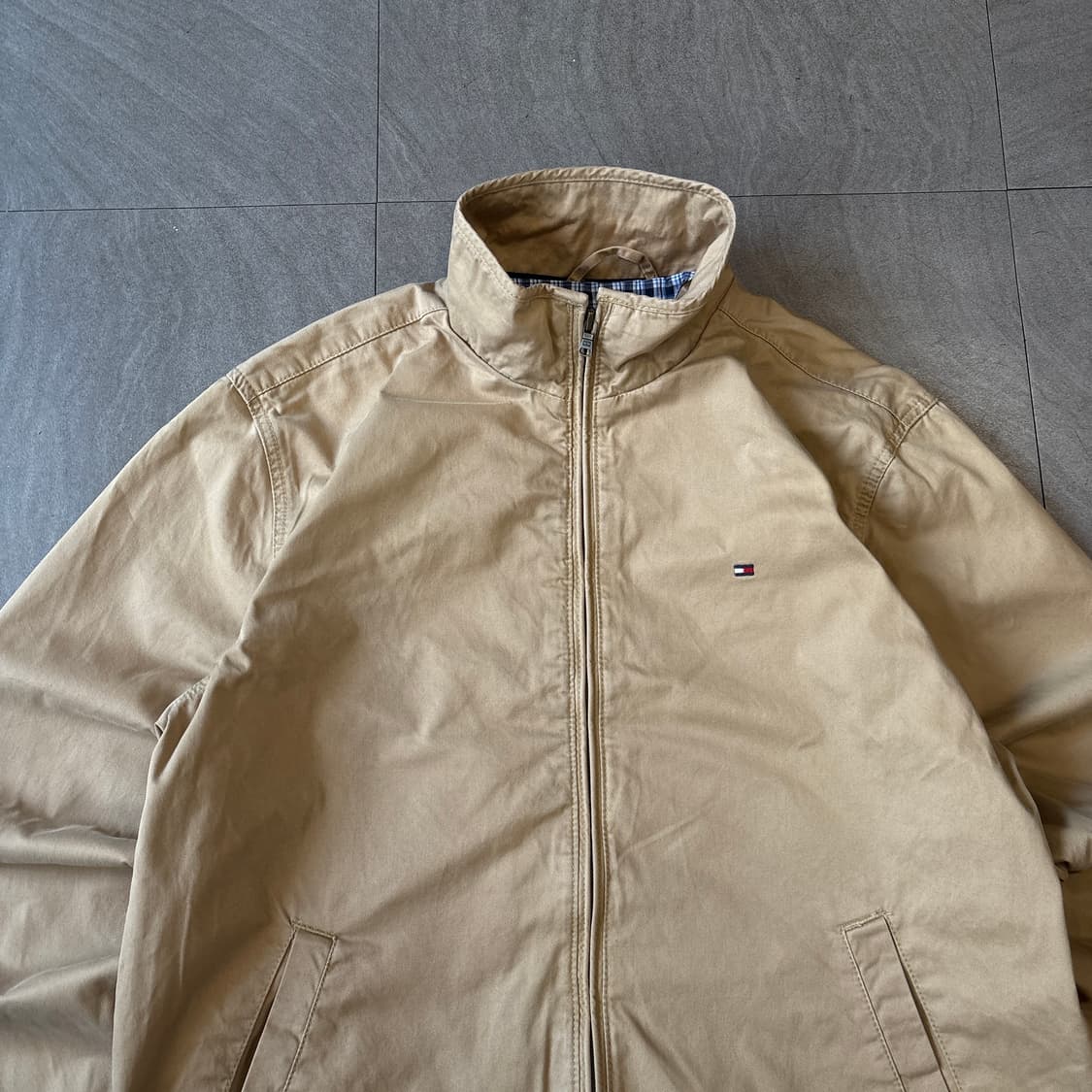타미힐피거 정품 베이지 스윙톱 자켓 상품이미지3