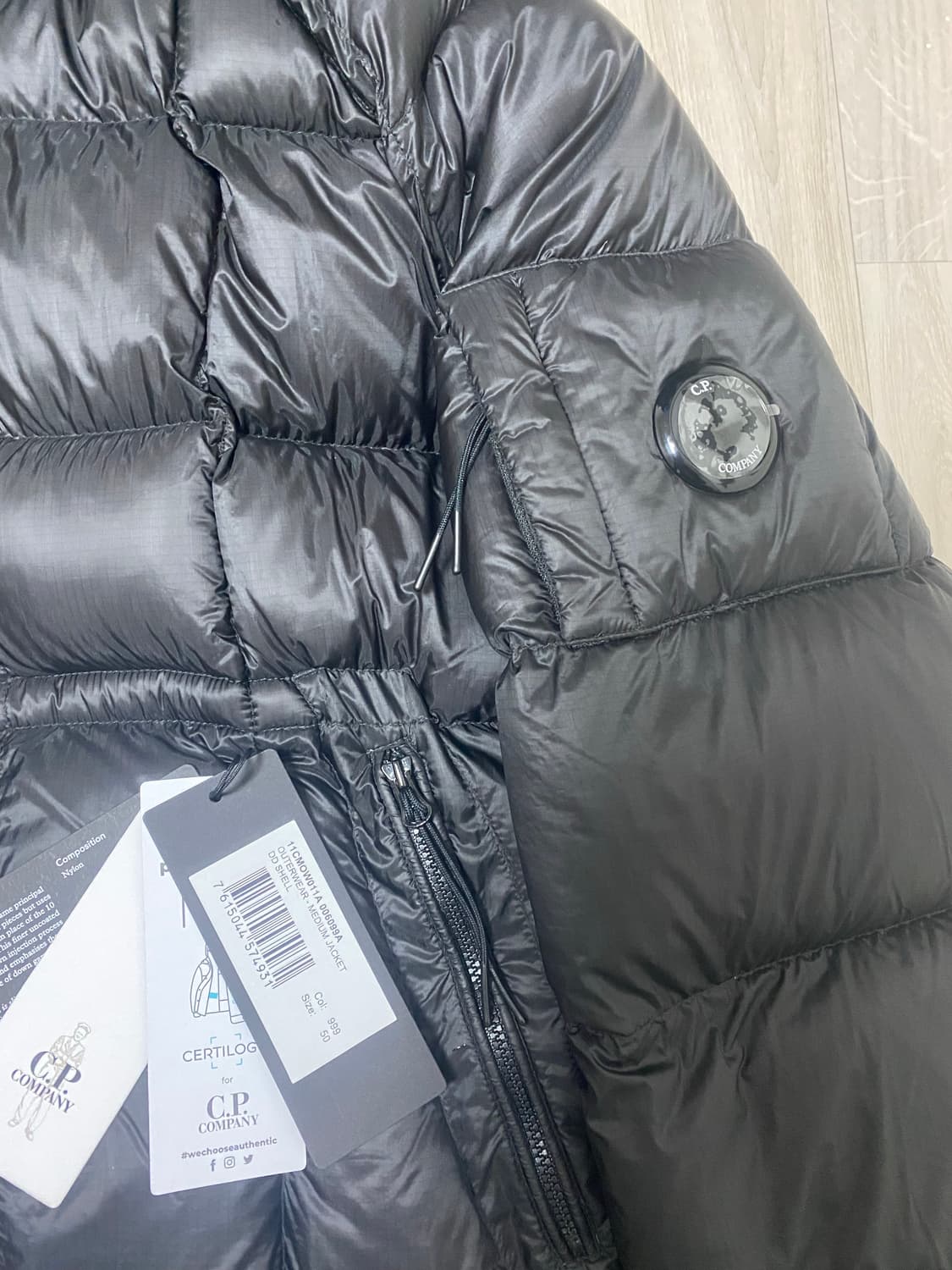 정품 cp컴퍼니 dd쉘 패딩 50 상품이미지2