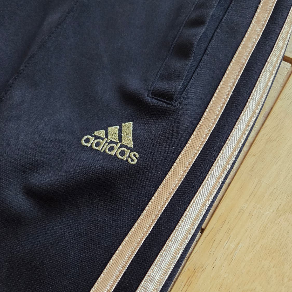 100 아디다스 삼선 트레이닝 팬츠 블랙 흑금 바지 169 상품이미지3