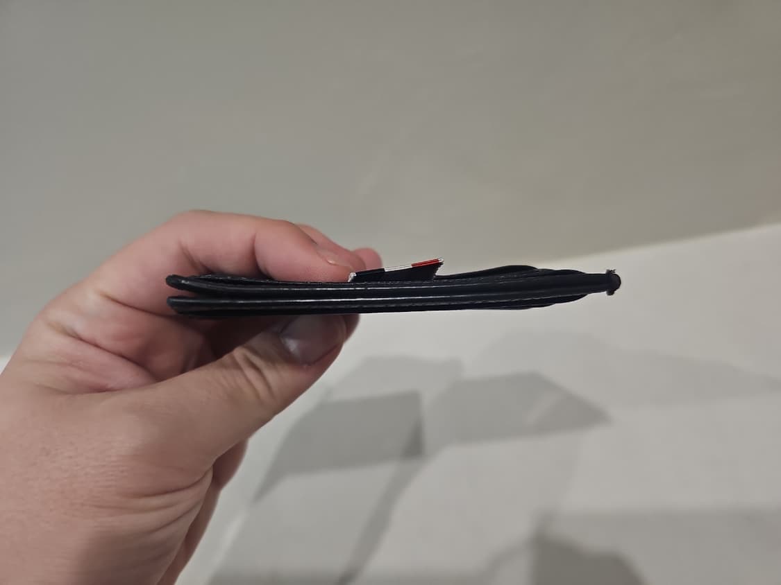 톰브라운 정품 삼선택 카드지갑 싸게 팝니다 상품이미지4