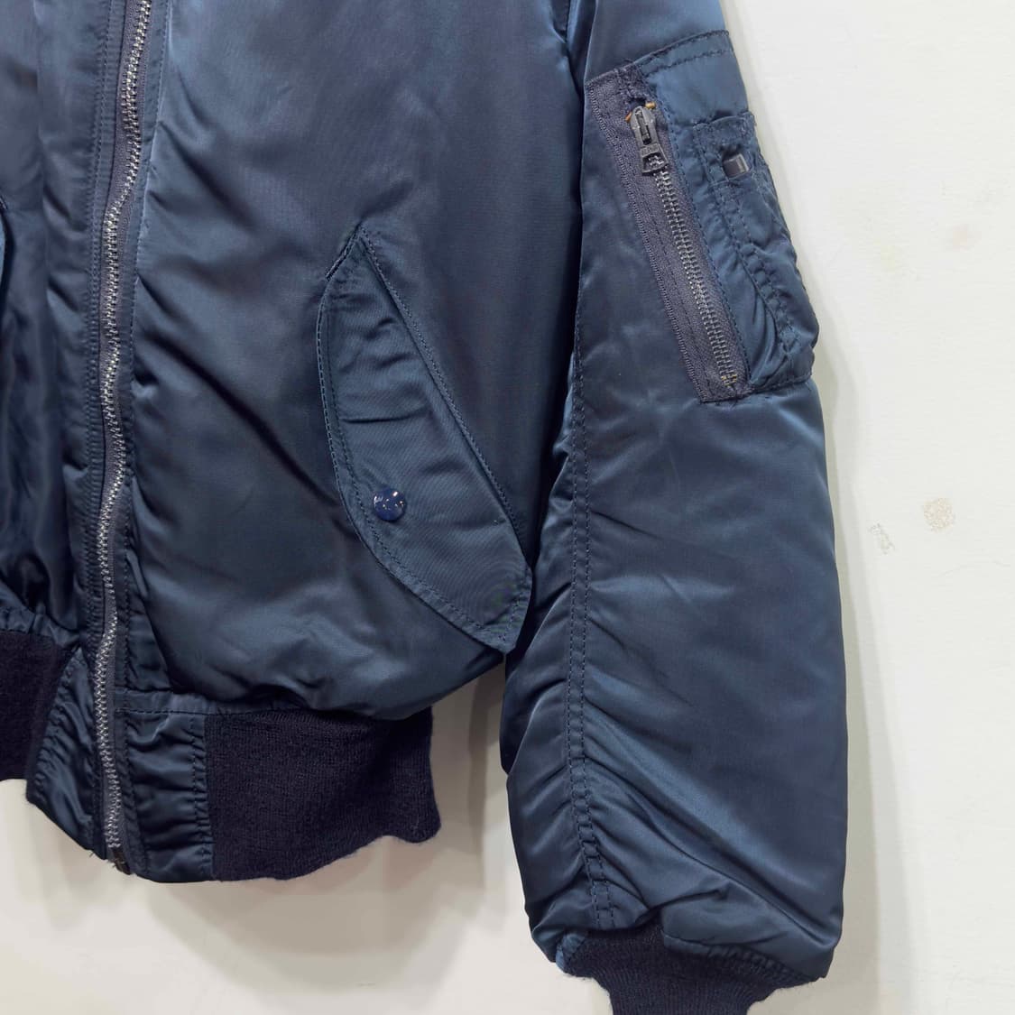 90s 알파인더스트리 MA-1 항공 점퍼 상품이미지3