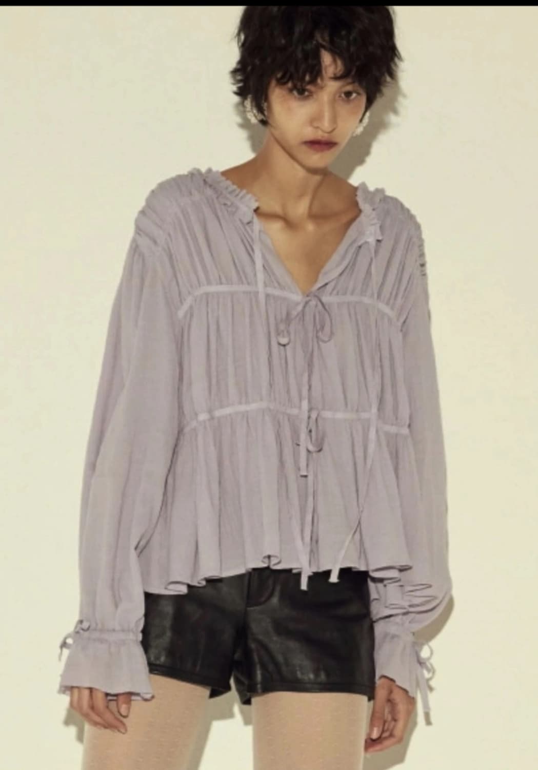 쟈니헤잇재즈 코튼 셔링 블라우스 상품이미지3