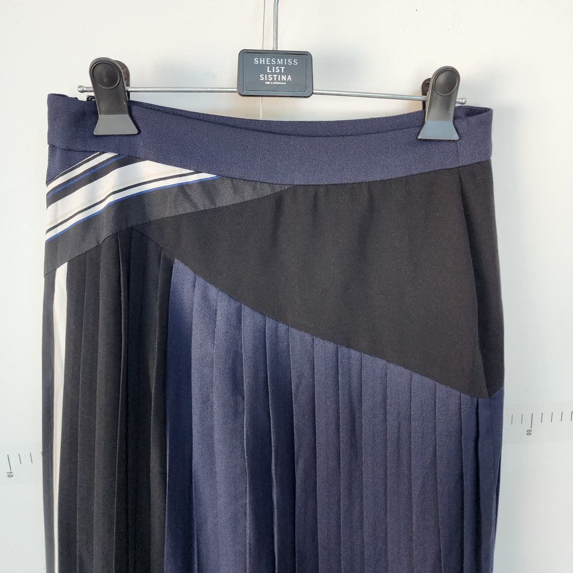 세컨플로어 배색 플리츠 스커트 상품이미지2