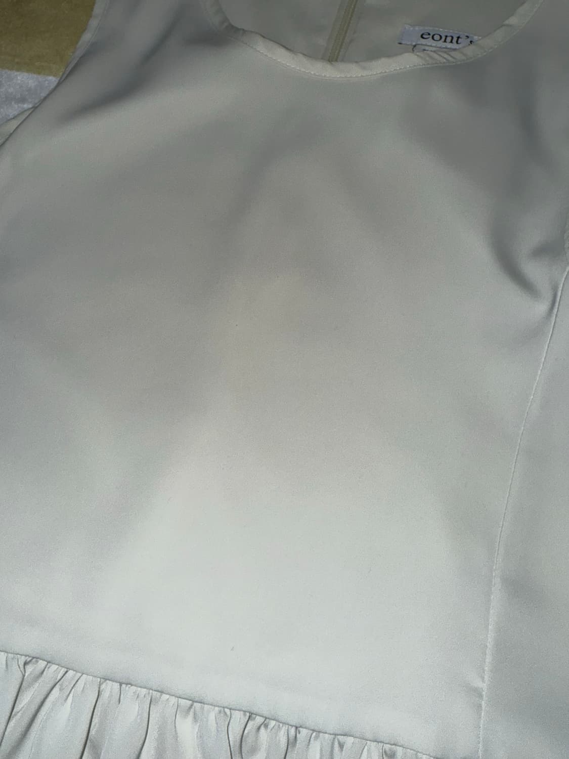 에옹쓰 프릴 슬리브리스 상품이미지2