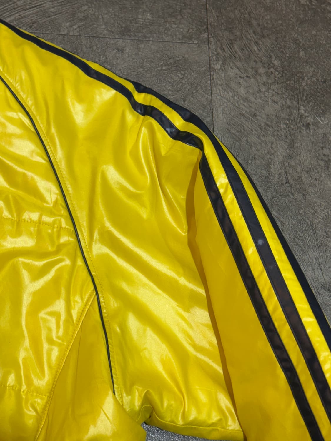 아디다스 여성 크롭 점퍼 패딩 커스텀 Free사이즈 상품이미지5