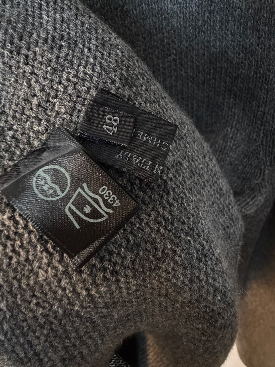 프라다 보트 넥 캐시미어 니트  상품이미지7