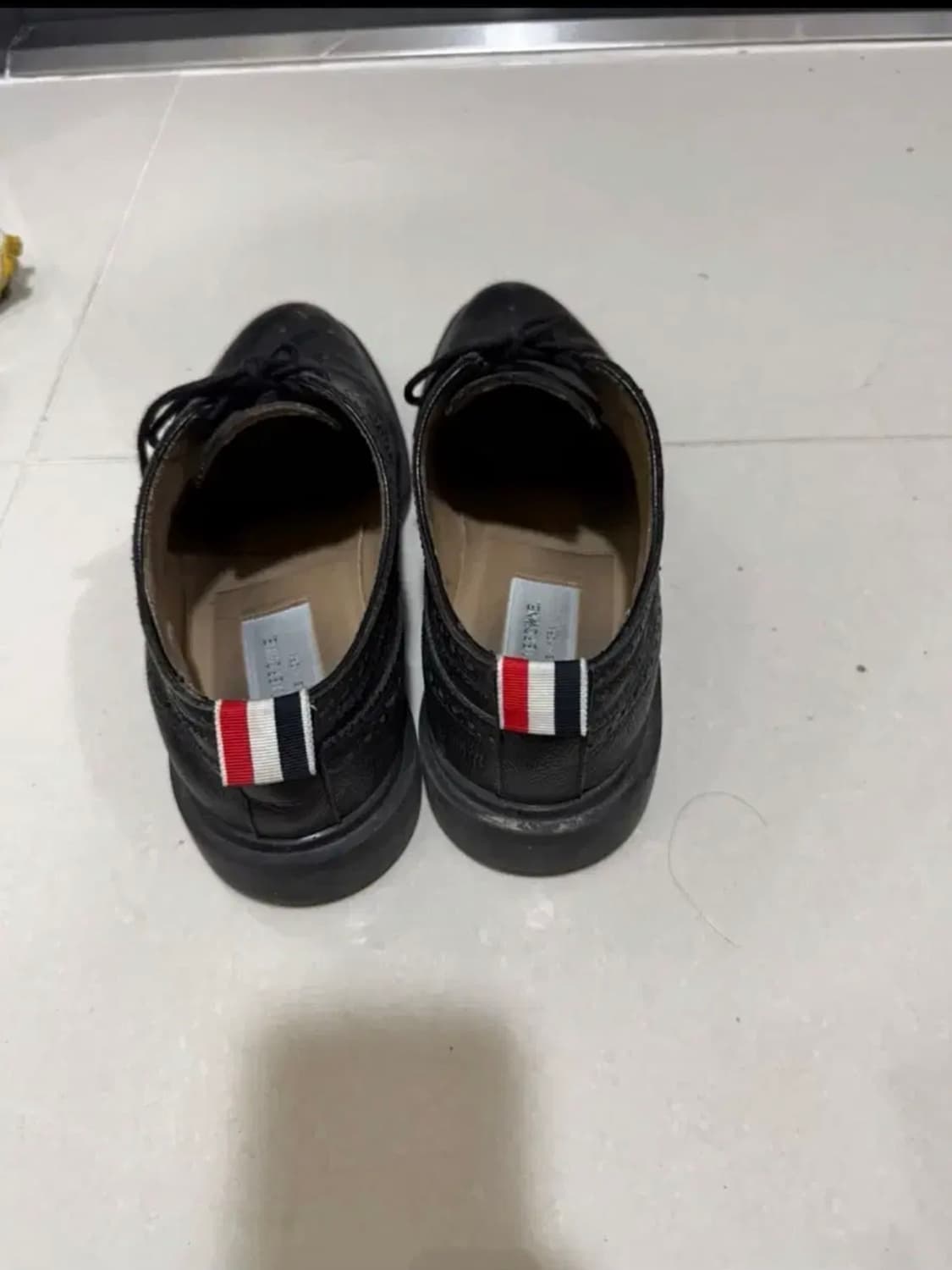 톰브라운 로퍼 팔아요 상품이미지3