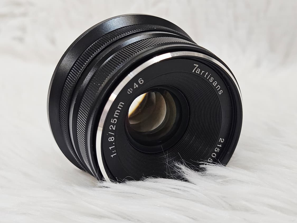 [민트] 7Artisans 7장인 25mm F1.8 렌즈 후지마운트 판매 상품이미지4