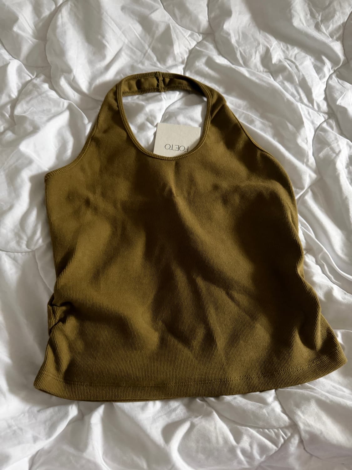 (미착용새상품) foeto 포에토 홀터넥 슬리브리스탑 올리브 상품이미지5