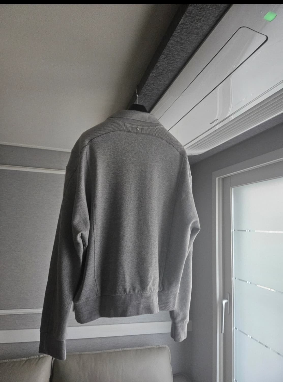 [거의 새것] 시스템옴므 오픈카라 니트 맨투맨 티셔츠 상품이미지2