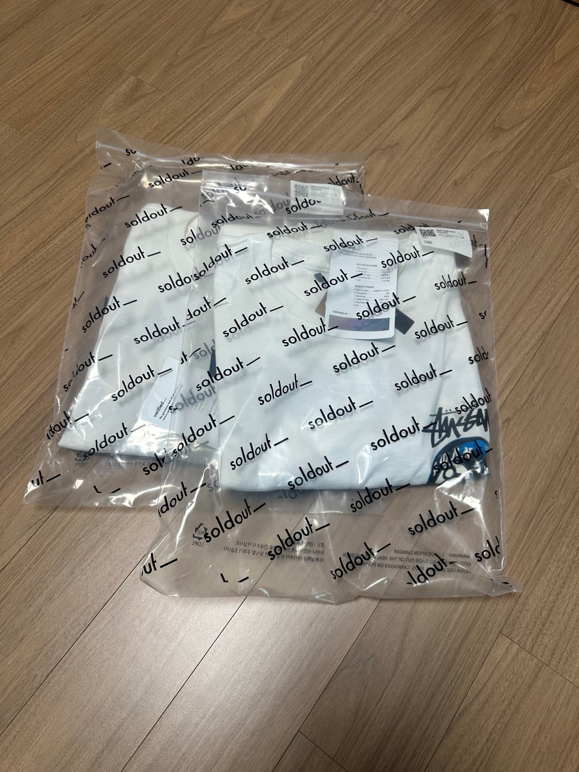 스투시 본앤레이즈드 8볼 반팔 티셔츠 화이트 XXL 2XL 상품이미지3