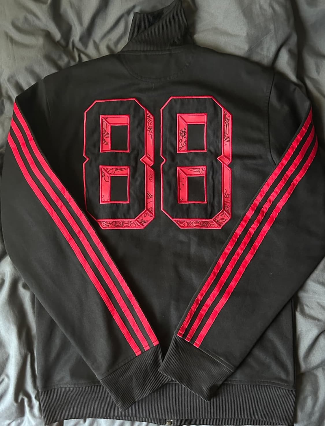 [구매] 아디다스 유로파 백넘버 검빨 져지 m 상품이미지1