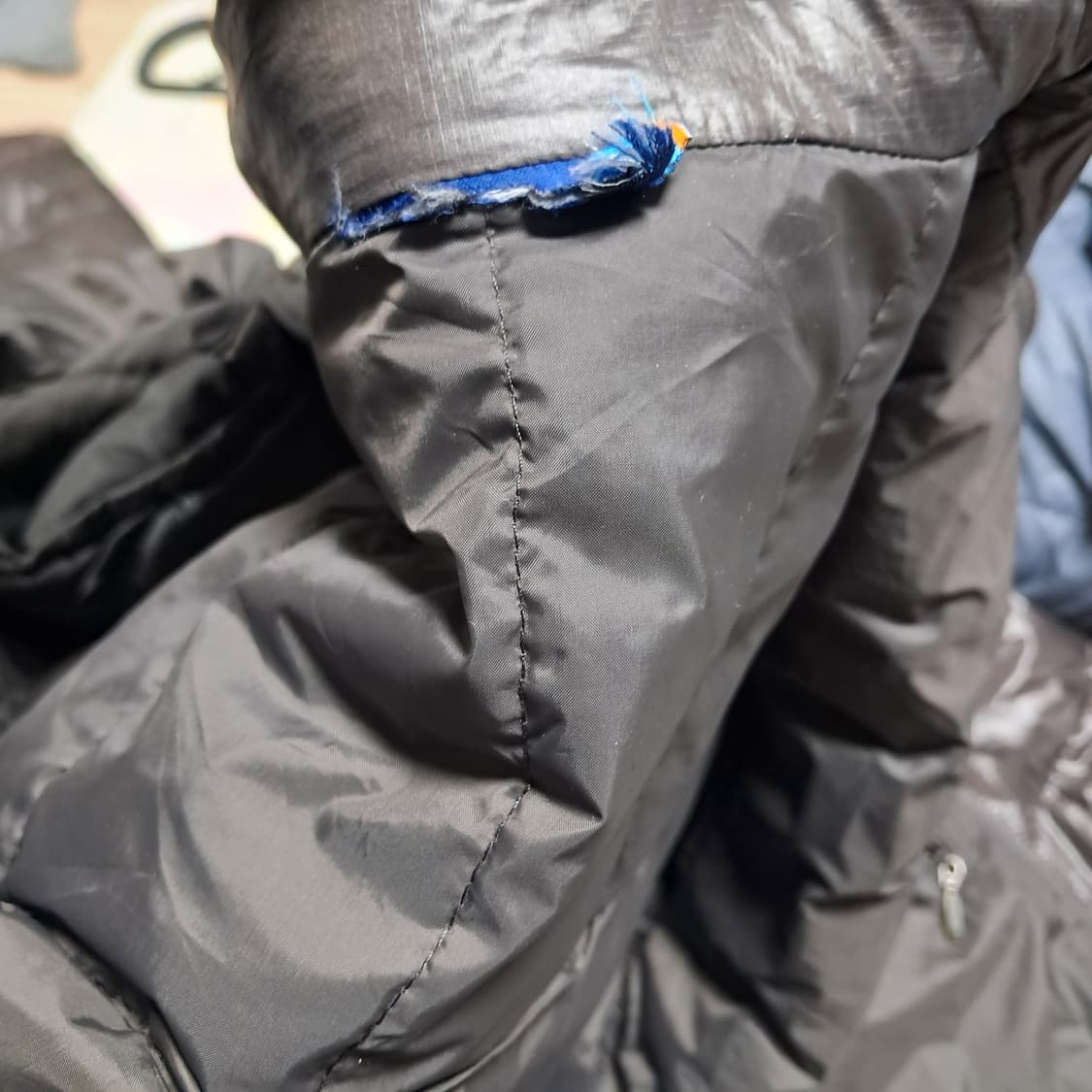 디스커버리 남성 경량 패딩 구스다운 95 상품이미지6