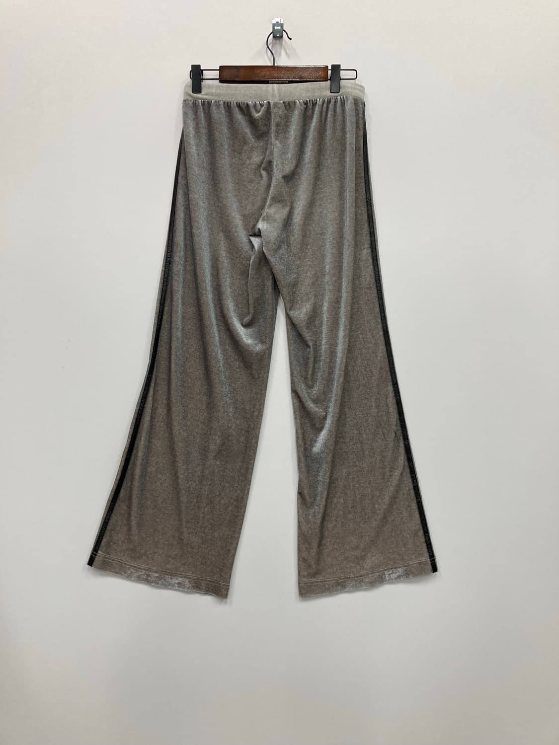 아디다스 벨벳팬츠 상품이미지2