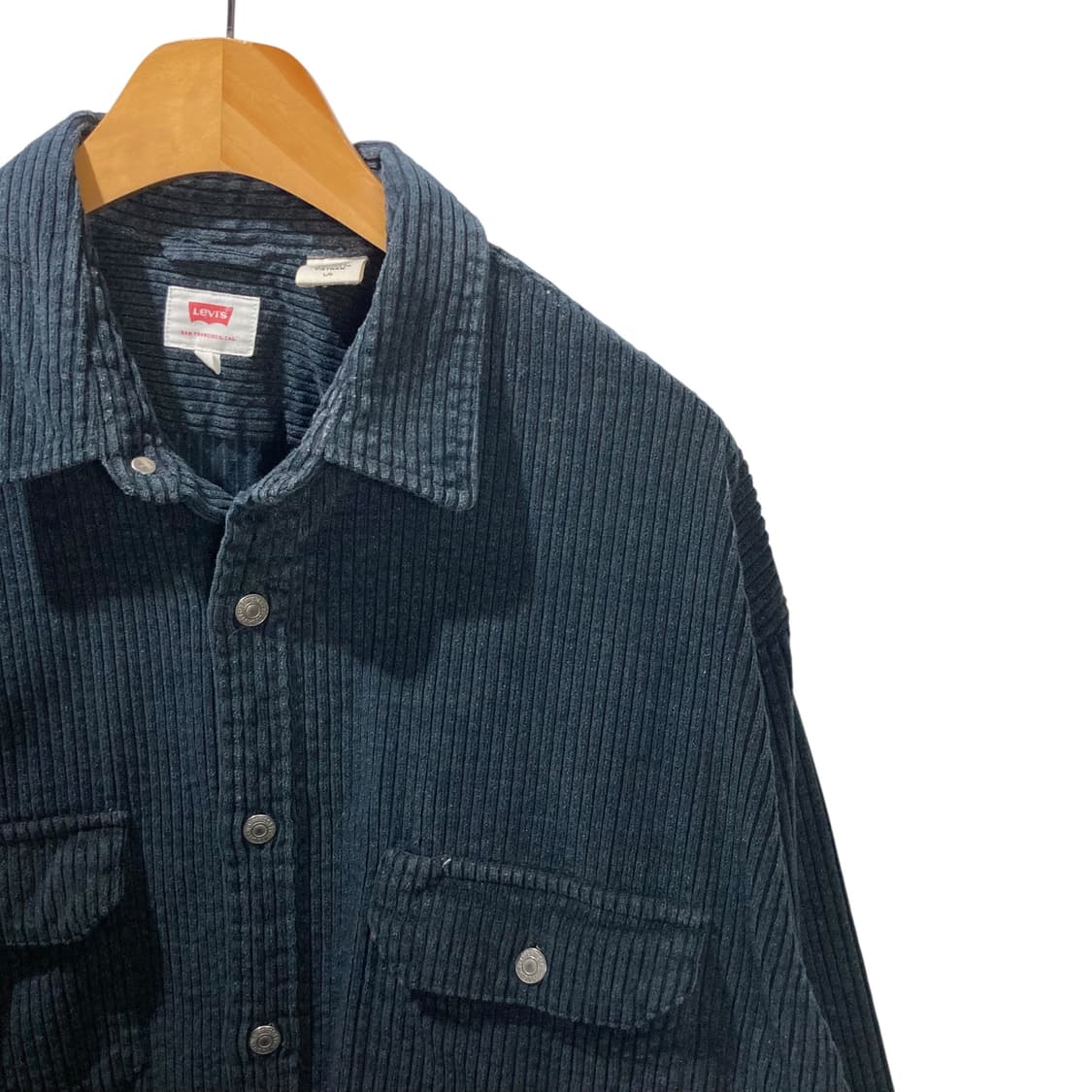 리바이스 코듀로이 버튼 차콜 셔츠 상품이미지3