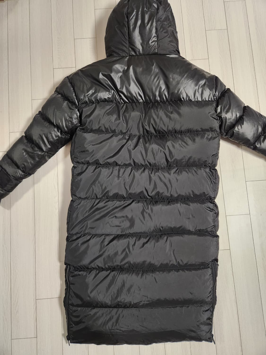 캘빈클라인진 여성 오버사이즈 롱다운점퍼 J206557 사이즈s

새상품급 상품이미지7