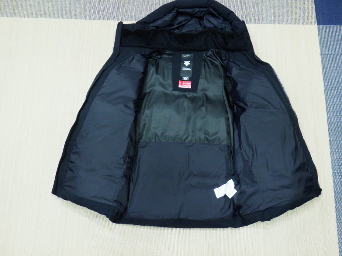 (2XL) 데상트 남성 스위스 레플리카 숏 다운 점퍼 상품이미지7