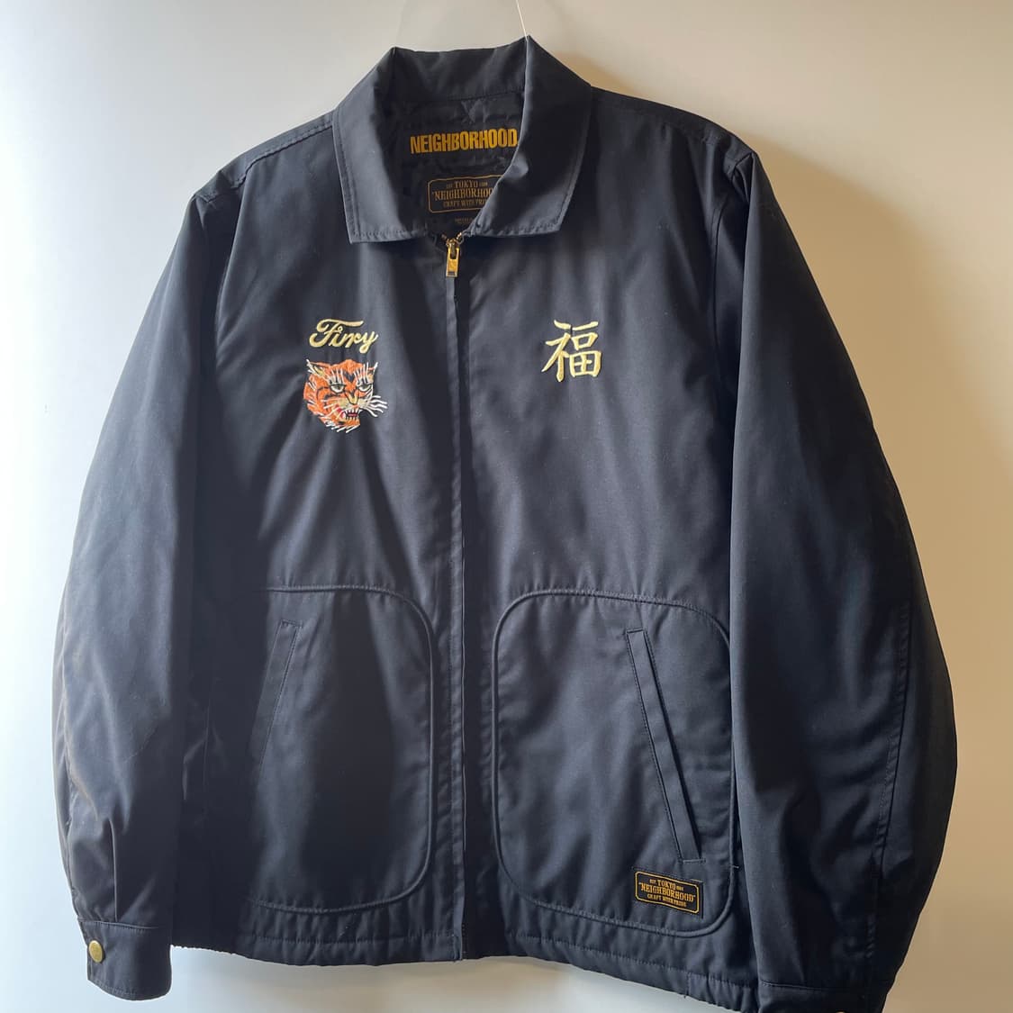 18s 네이버후드 자수 드리즐러자켓 상품이미지2