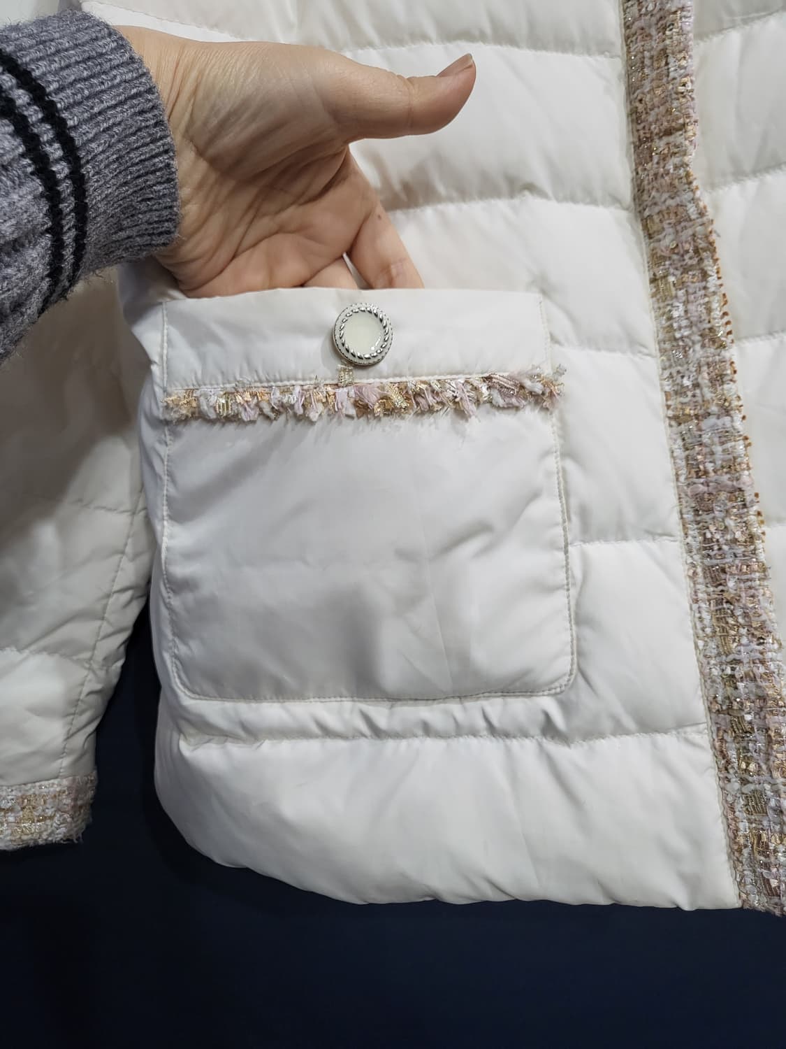 아 테스토니 구스다운 경량패딩 상품이미지4