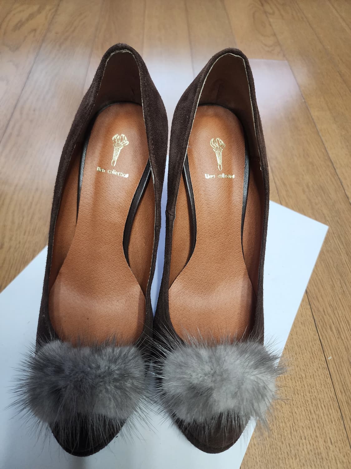 Elu collection 스웨이드 털 펌프스 브라운 상품이미지5