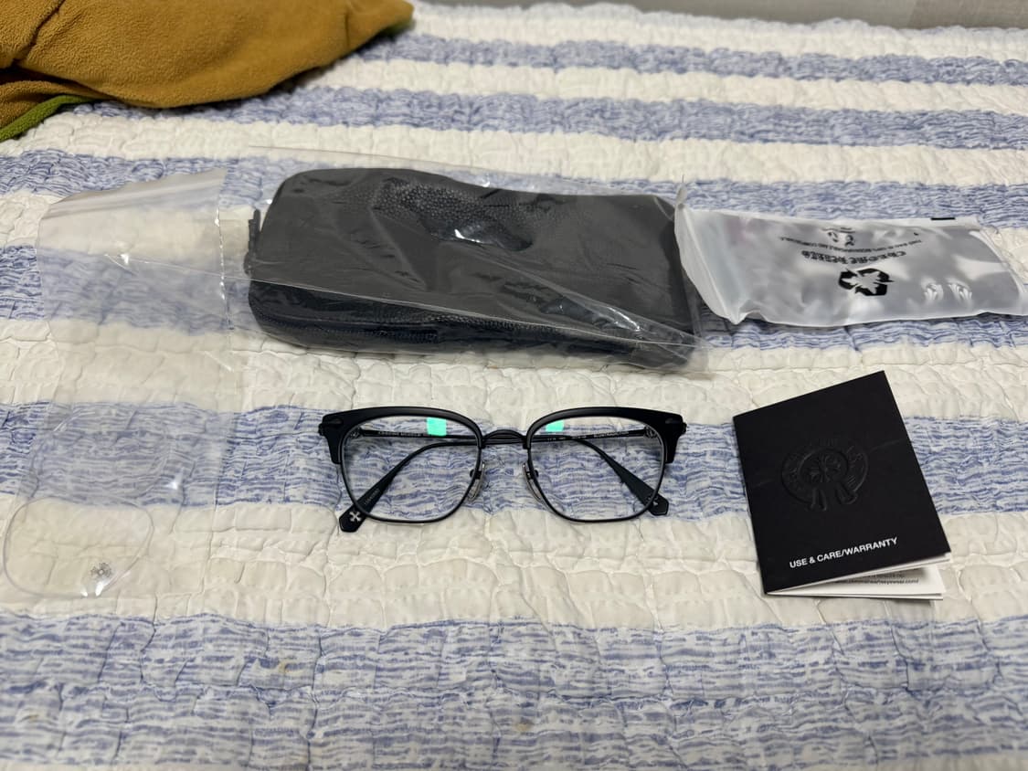 크롬하츠 슬런트레딕션 52사이즈 매트블랙 새상품 판매합니다 상품이미지1