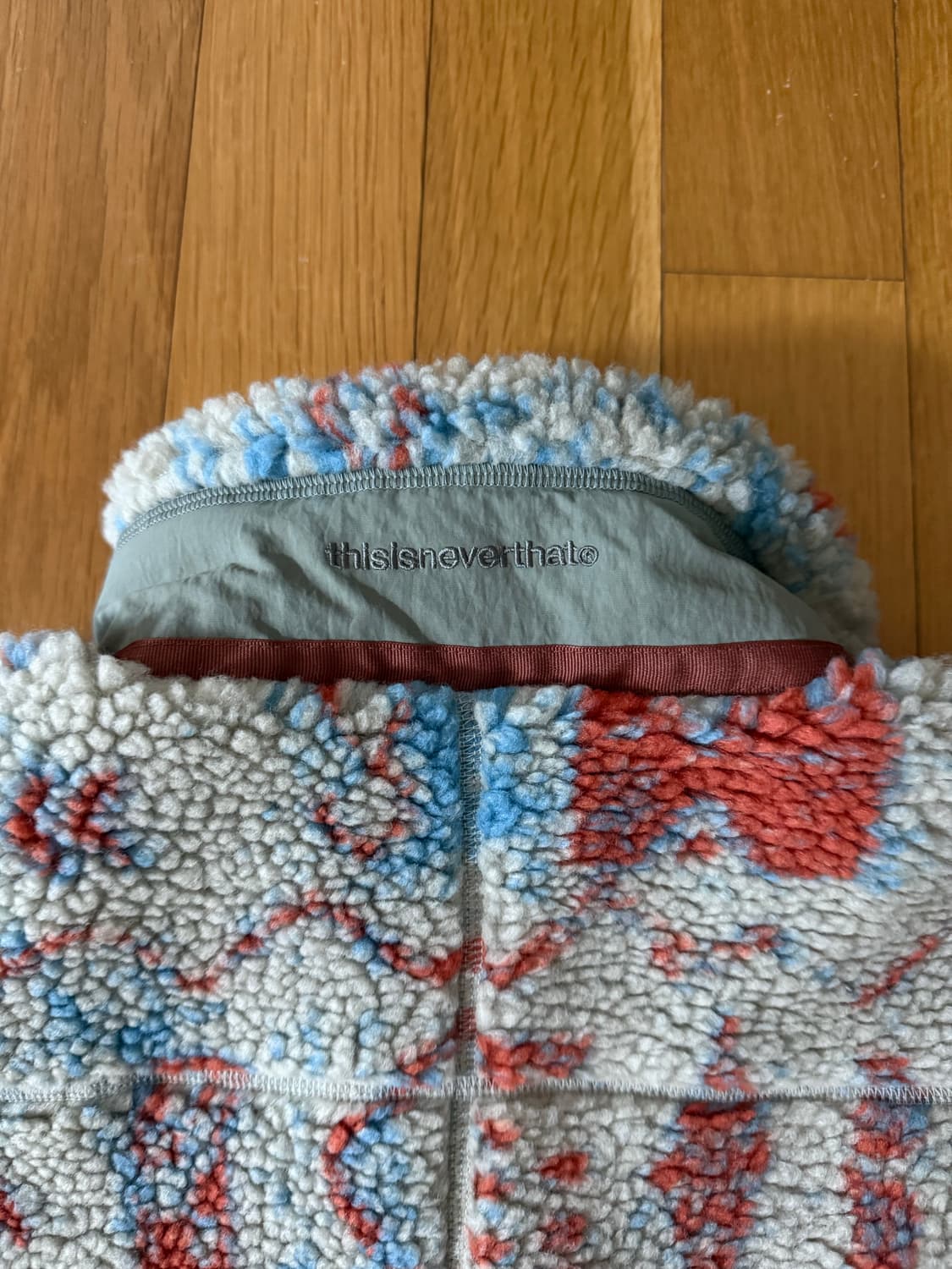 새상품 | 디스이즈네버댓 후리스 L 상품이미지6