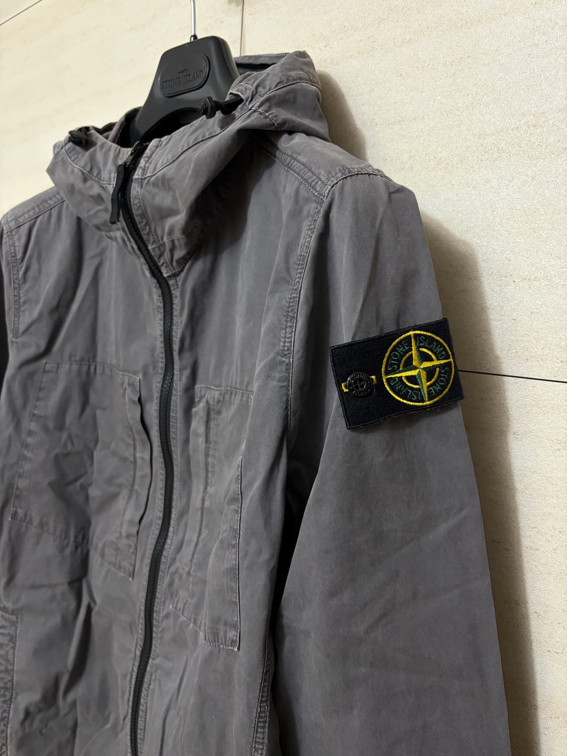 스톤아일랜드 TELA SMERIGLIATA 자켓 상품이미지3