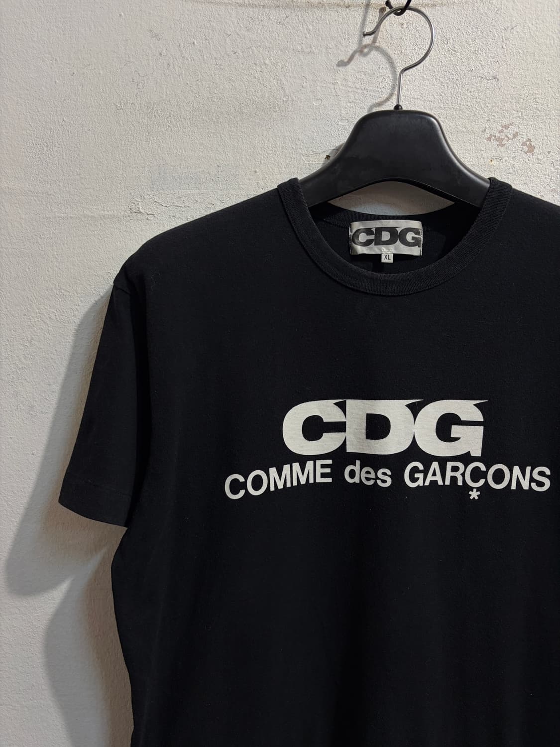 CDG 꼼데가르송 로고 프린트 반팔 티셔츠 상품이미지3