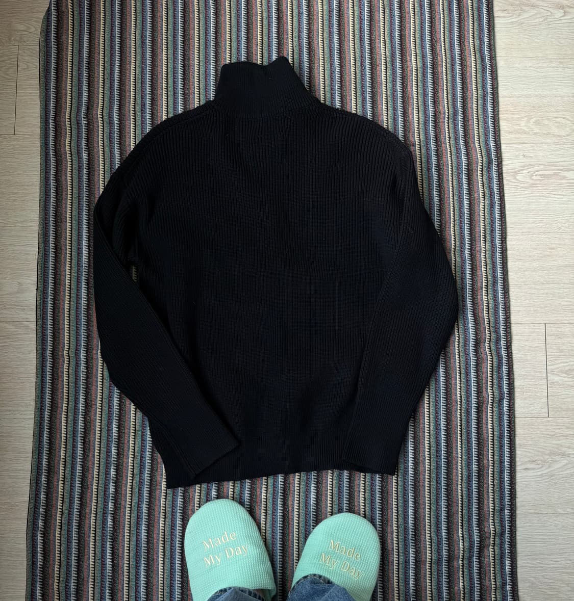 디미트리블랙 니트 상품이미지3