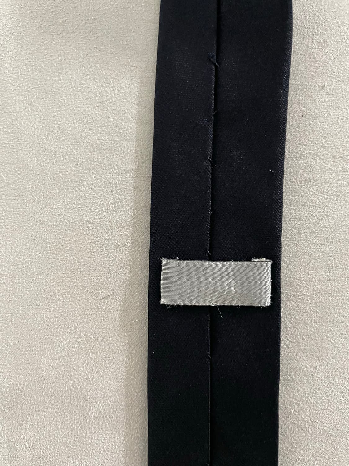 디올옴므 에디슬리먼 기 bee 타이 상품이미지6