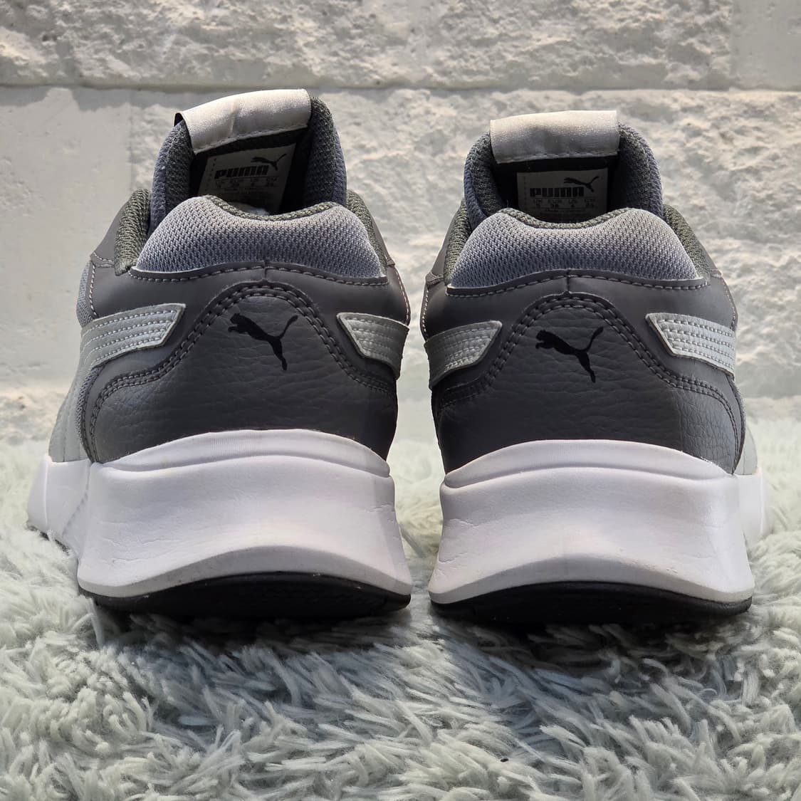 7q-9:푸마 런닝 스타일 메쉬레더 조합 스니커즈(240)-거의새거 상품이미지3