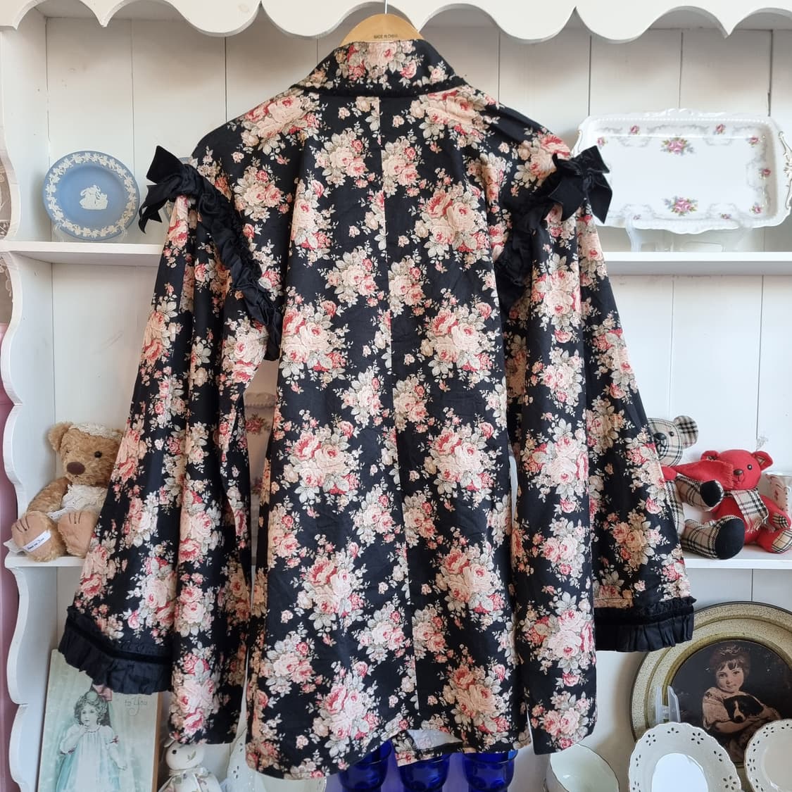 로즈 블랙 프릴 기모노 랩 블라우스 상품이미지6