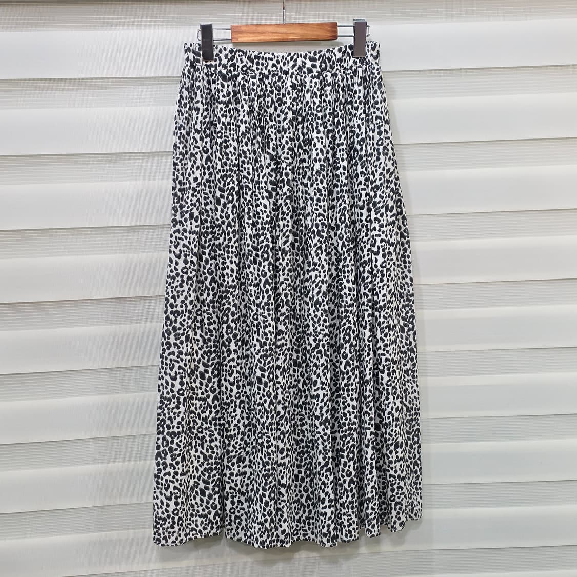 COLONY 2139 밴딩 롱스커트- 우먼프리 상품이미지5