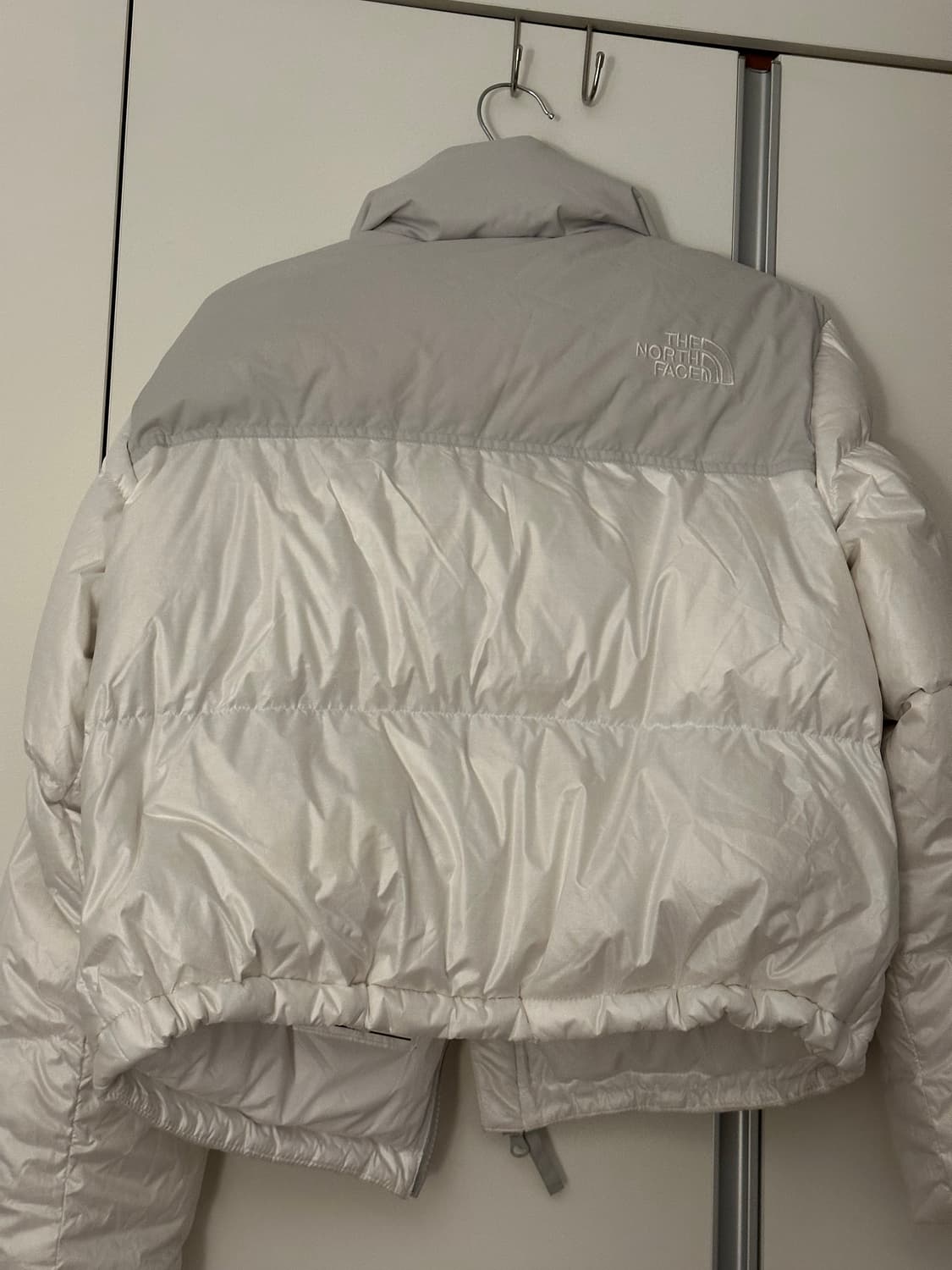 NJ1DQ85K 화이트라벨 여성 노벨티 눕시 RDS 다운 자켓_WHITE 상품이미지4