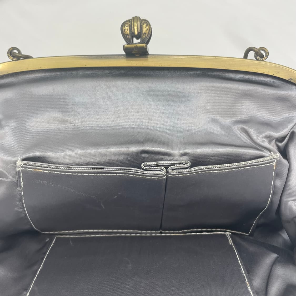 Fram clutch with chain strap 상품이미지3