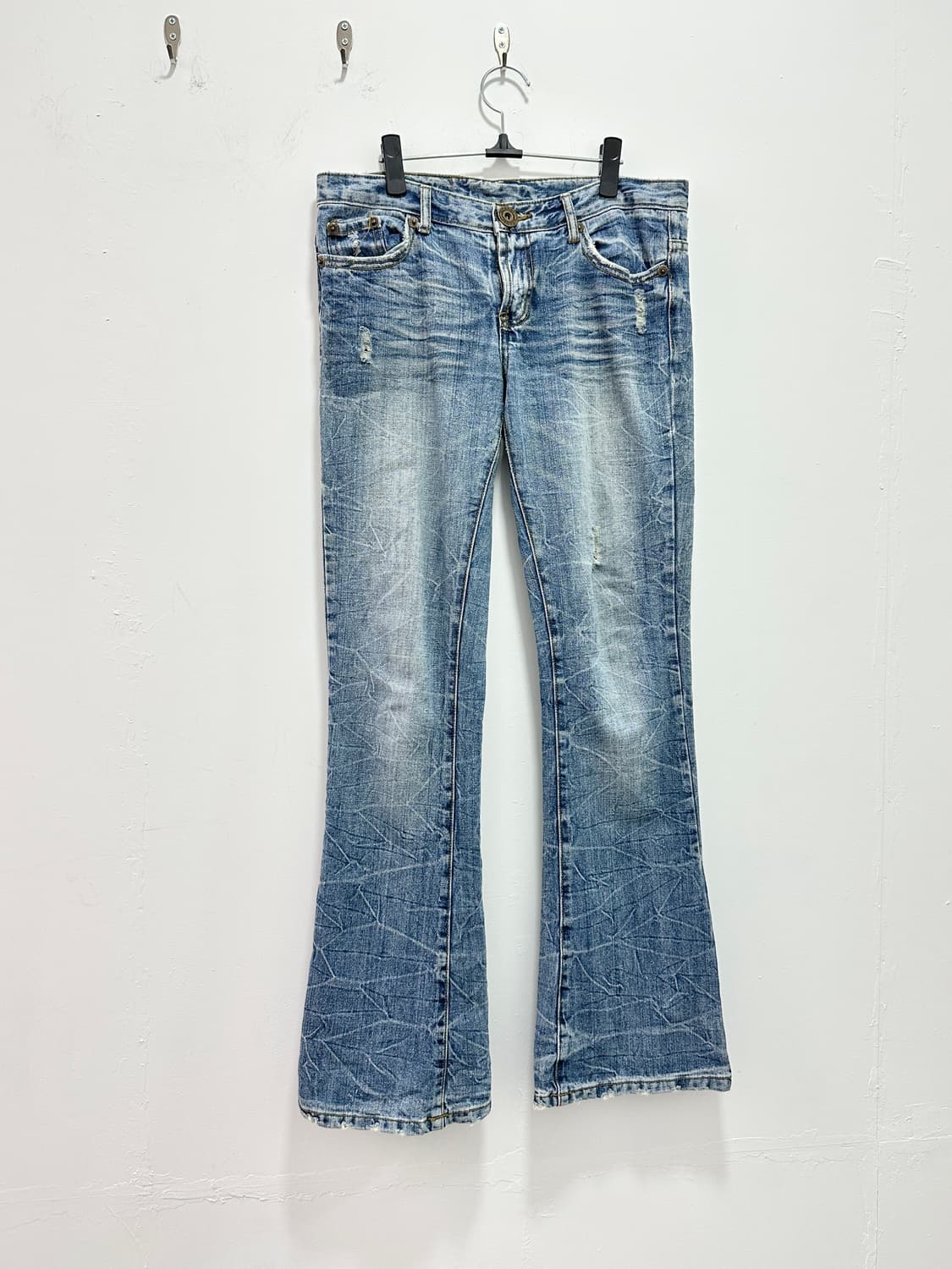 Flare back leather detail denim pants 상품이미지9
