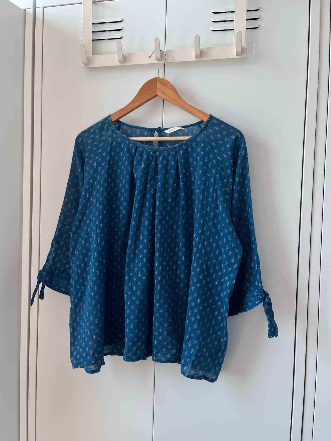 Persodea 스즈코 아오이유우 청록 패턴 블라우스 상품이미지5