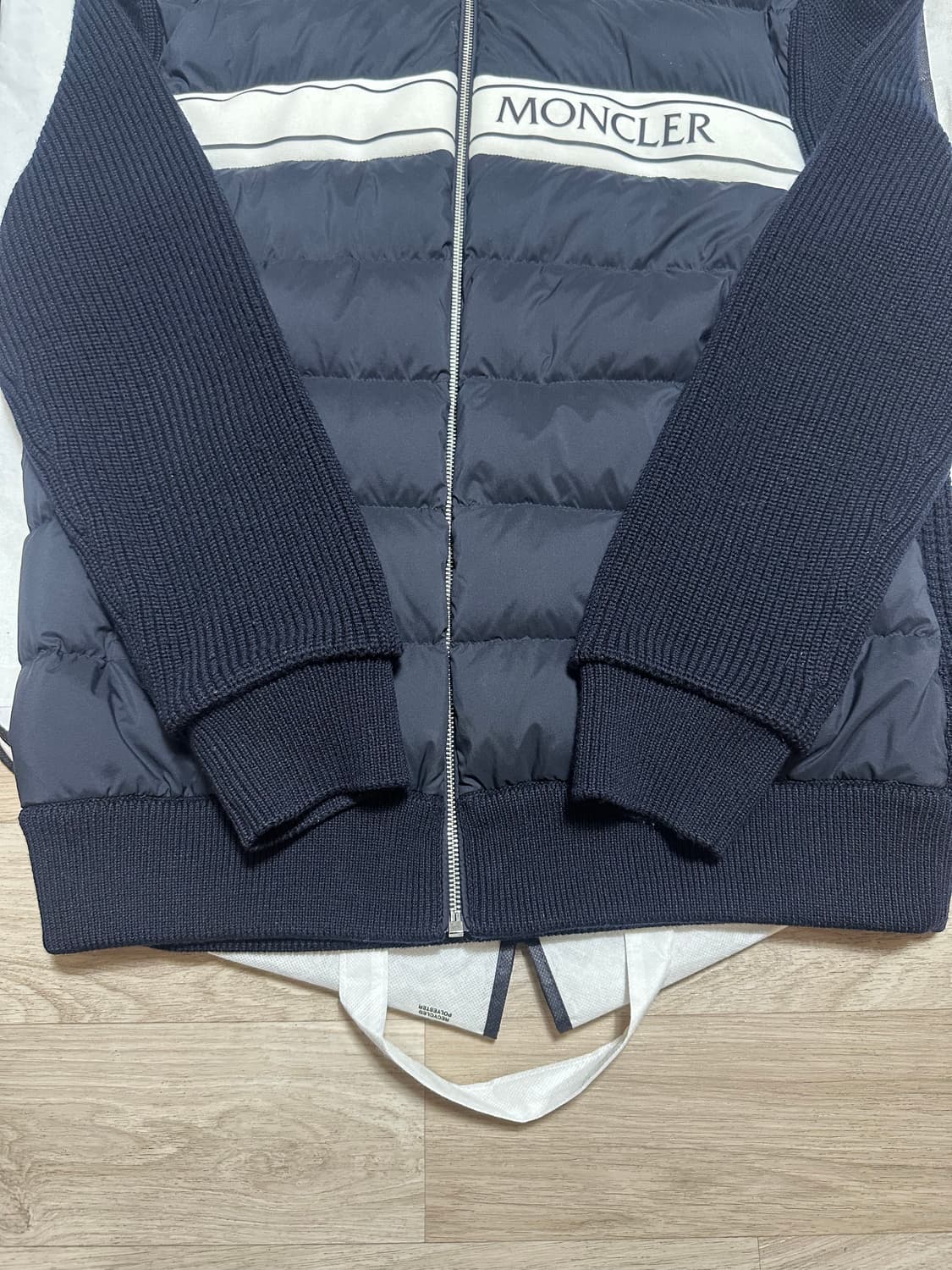 몽클레어 라이닝 니트패딩 상품이미지5